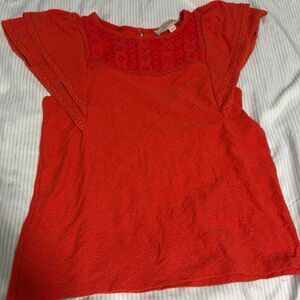 Red eyelet blouse with lace trim from LOFT #eyelet #romantic